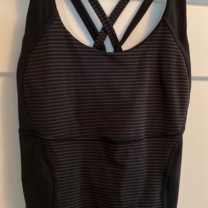 Lululemon tank top Size 6